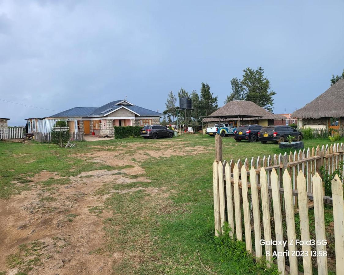 Le Tai Village Resort Near Solio Game Reserve Mweiga Exterior foto