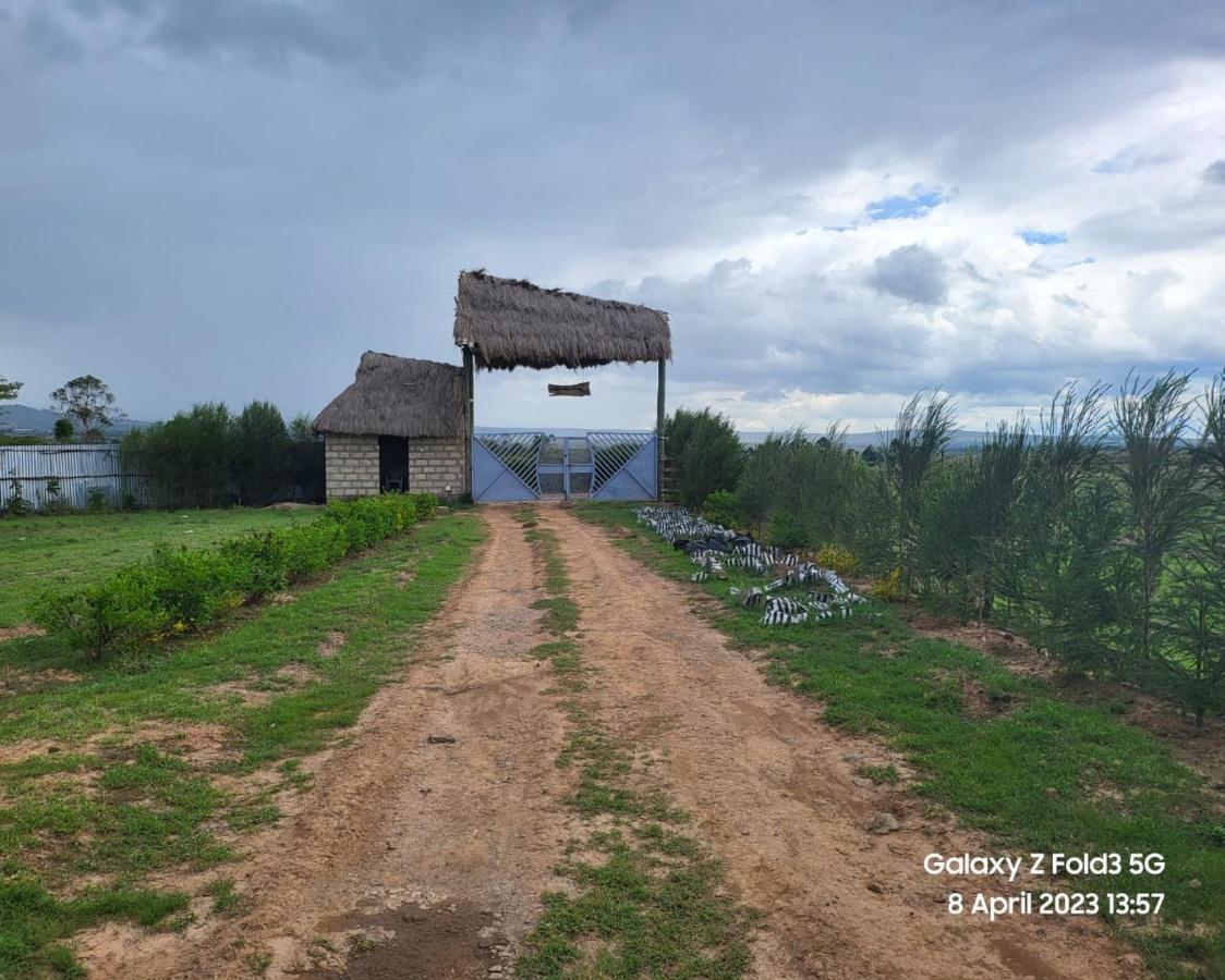 Le Tai Village Resort Near Solio Game Reserve Mweiga Exterior foto