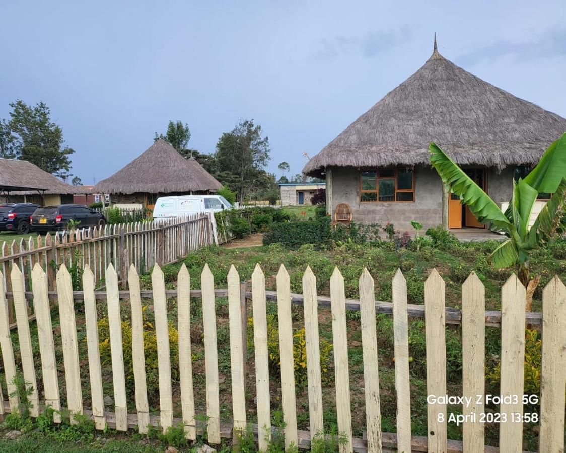 Le Tai Village Resort Near Solio Game Reserve Mweiga Exterior foto